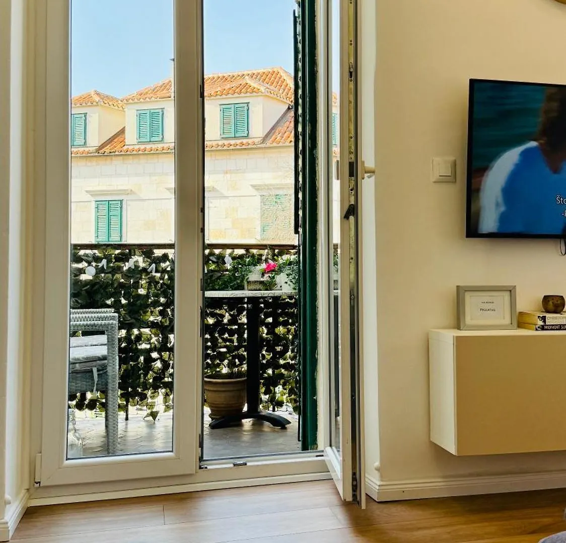 Riva Waterfront Apartments Split