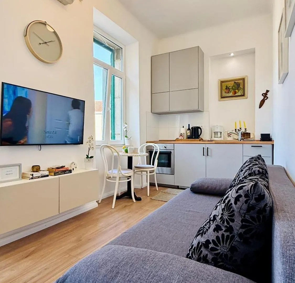 Riva Waterfront Apartments Split