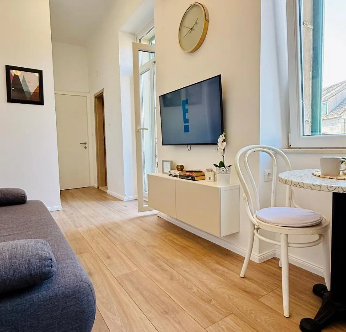 Riva Waterfront Apartments Split