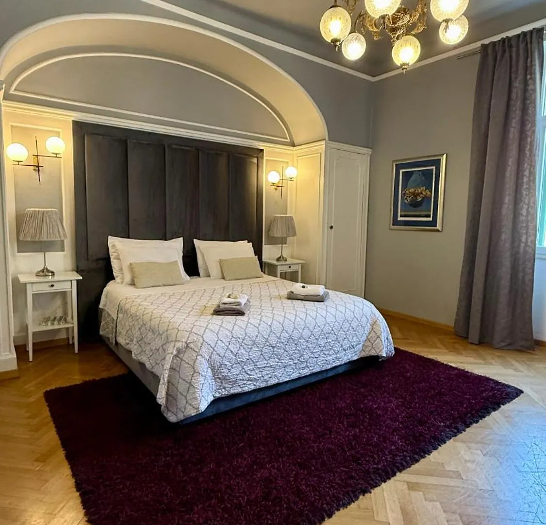 Riva Waterfront Apartments Split